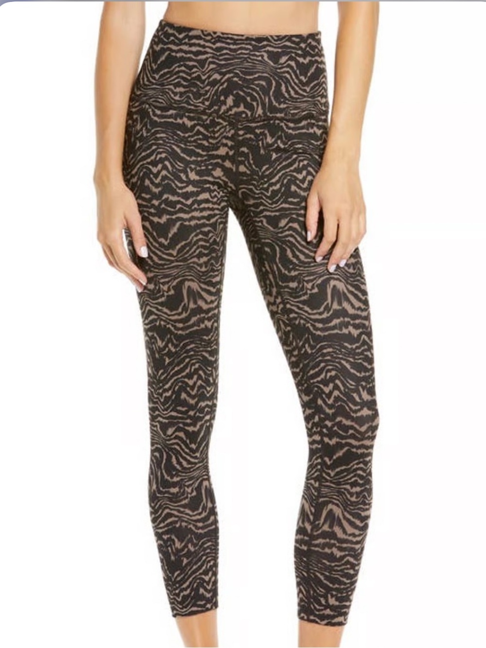 NWT Zella Black Print 7/8 Leggings Medium